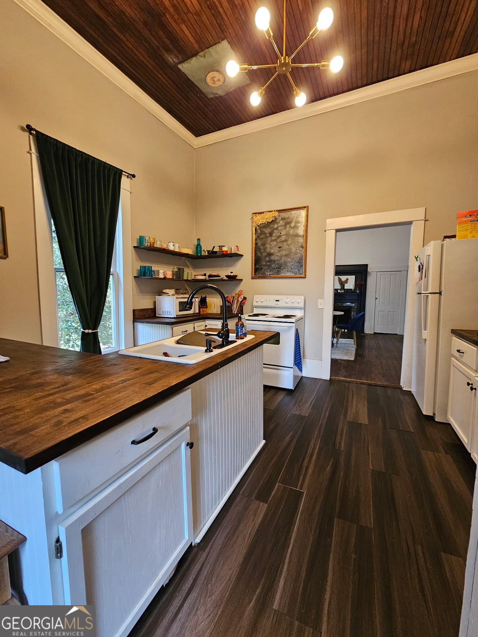 1907 Broad St — photo 2