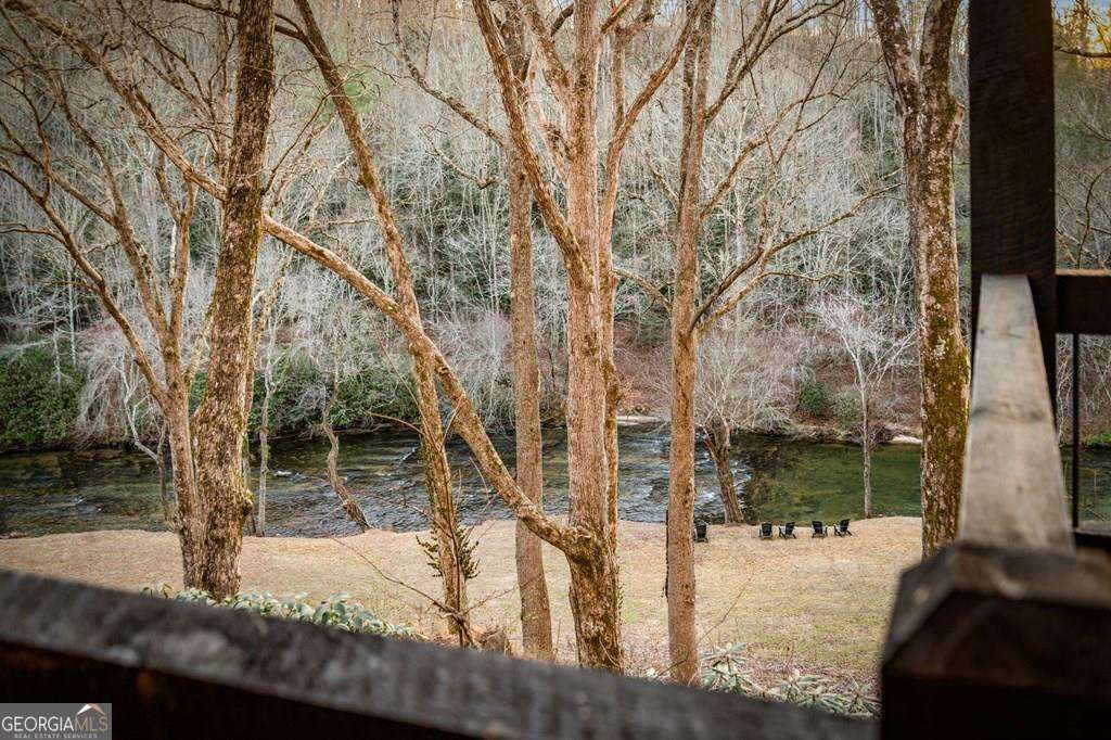 166 Red Oak Ln — photo 2