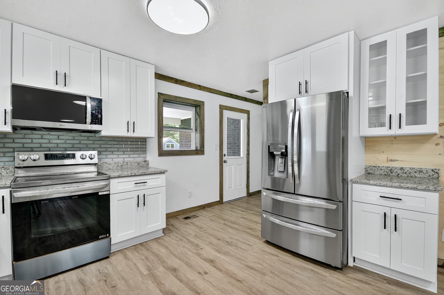 428 Kingtown St — photo 2