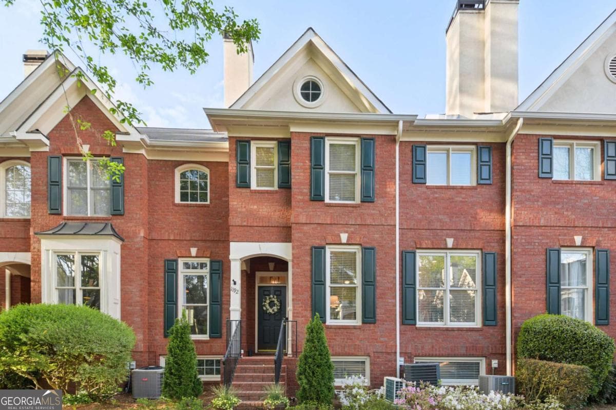 1192 Brookhaven Ne Glen — photo 1