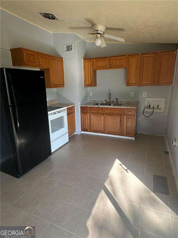 407 Hilltop Dr — photo 2