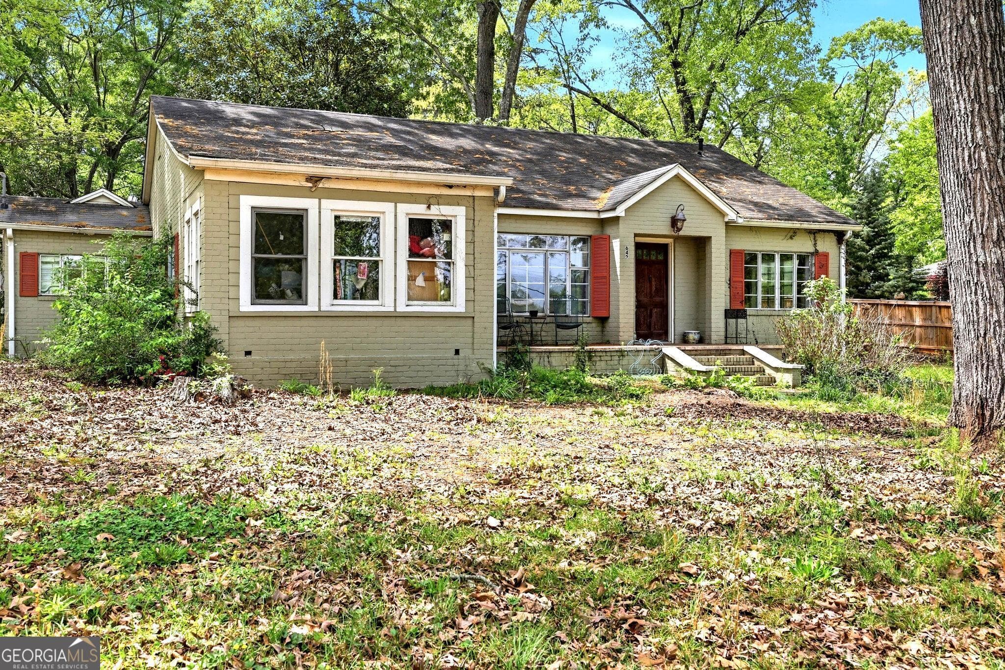 642 Skyline Dr — photo 1