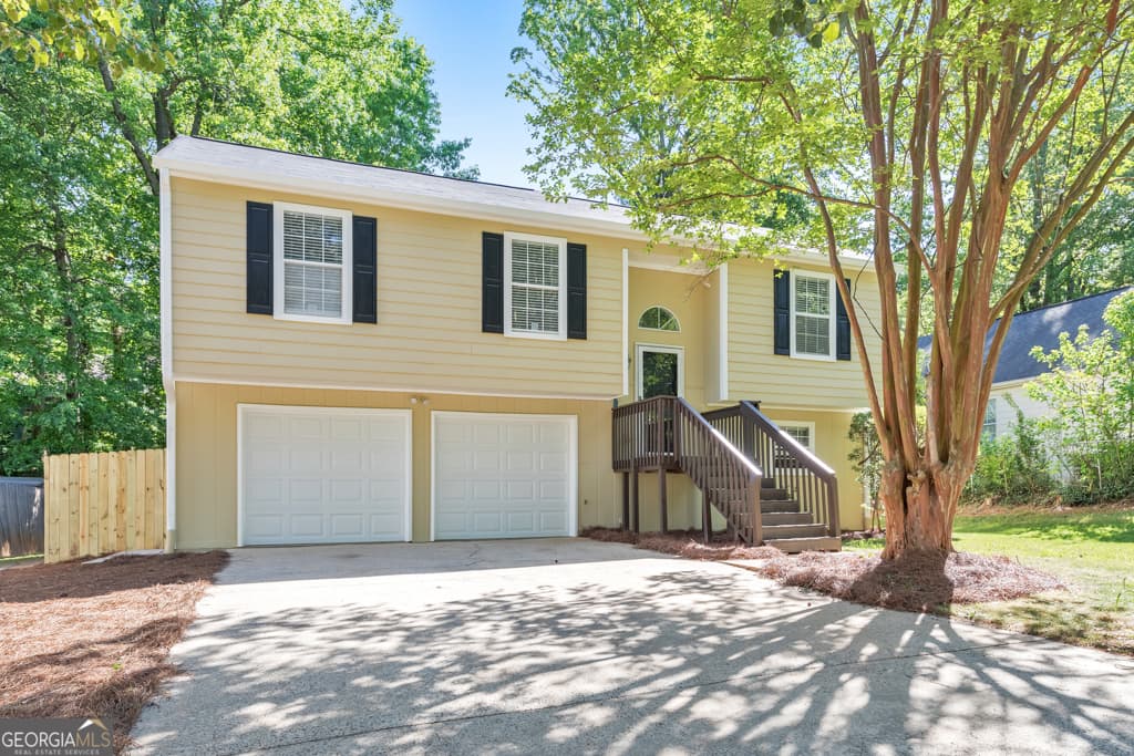 1818 Crescent Hill Nw Dr — photo 2