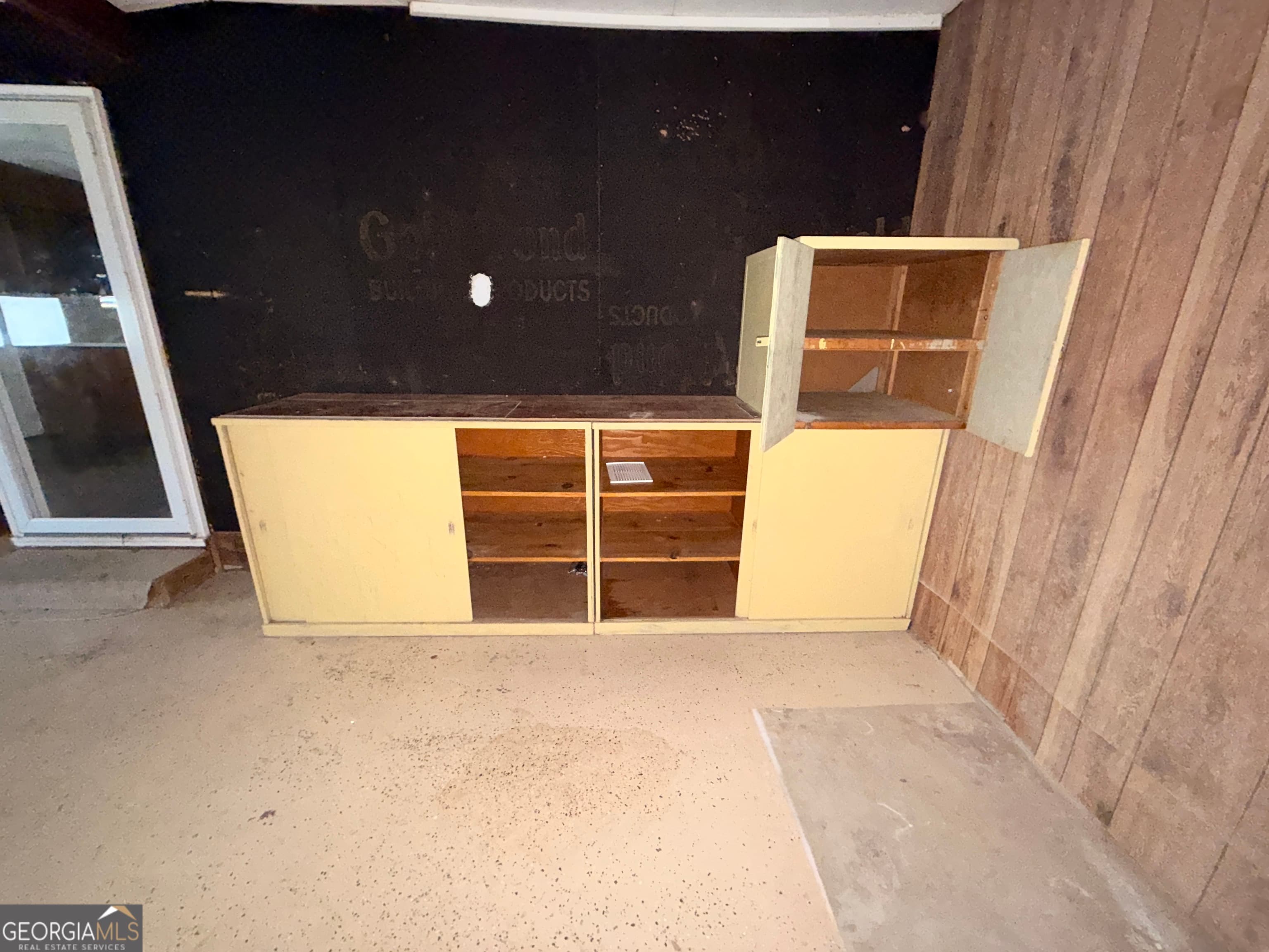 2153 Kings Forest Dr — photo 18