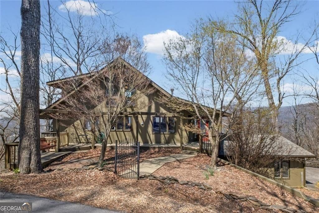 360 Locust Trail — photo 2