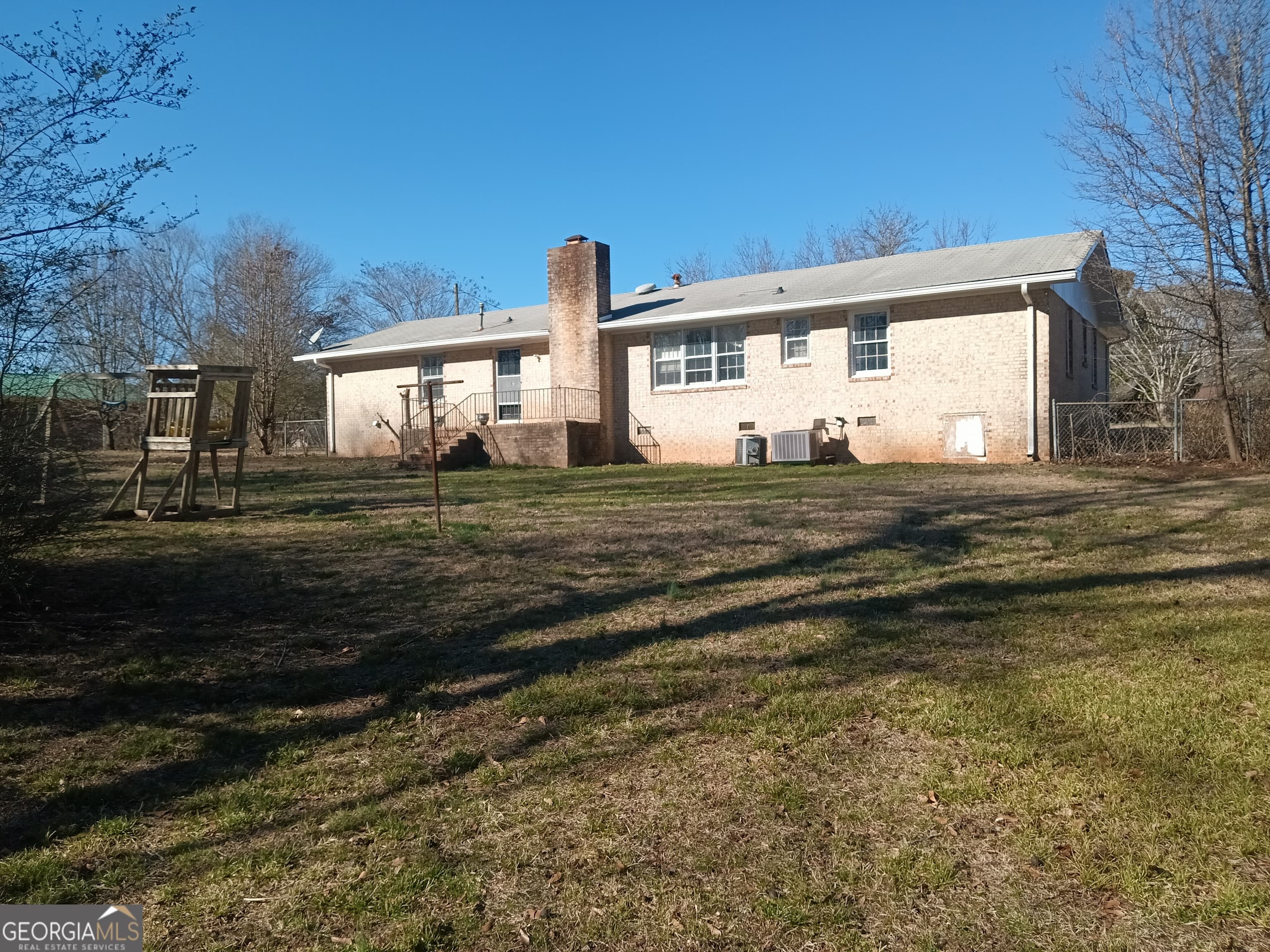 12 Mintz St — photo 2