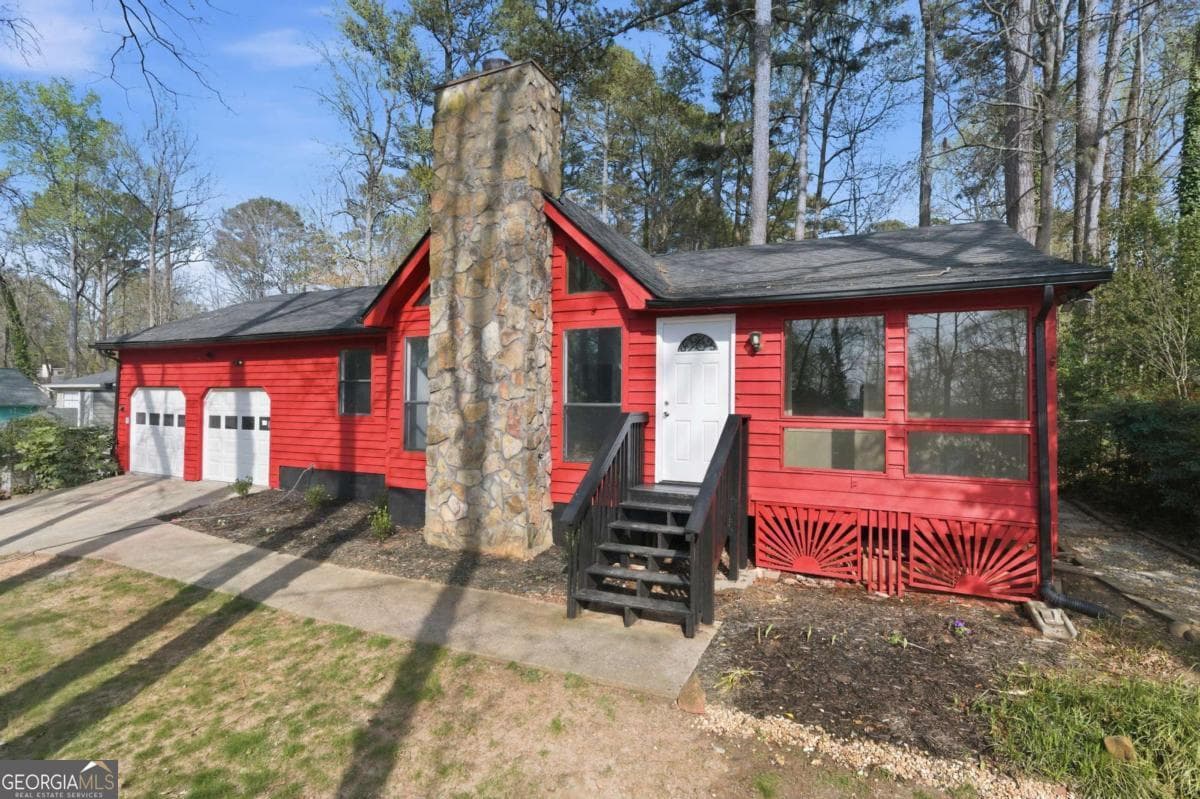 4380 Cary Dr — photo 2