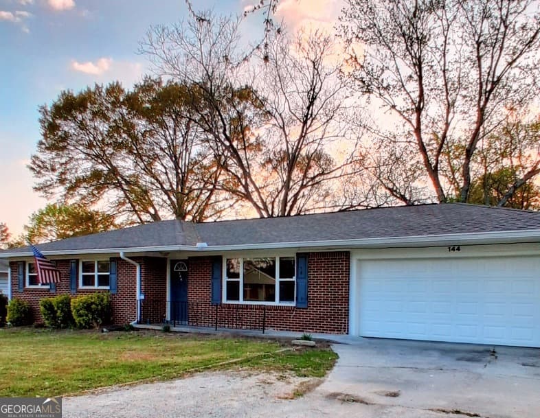 144 Clifford St — photo 1