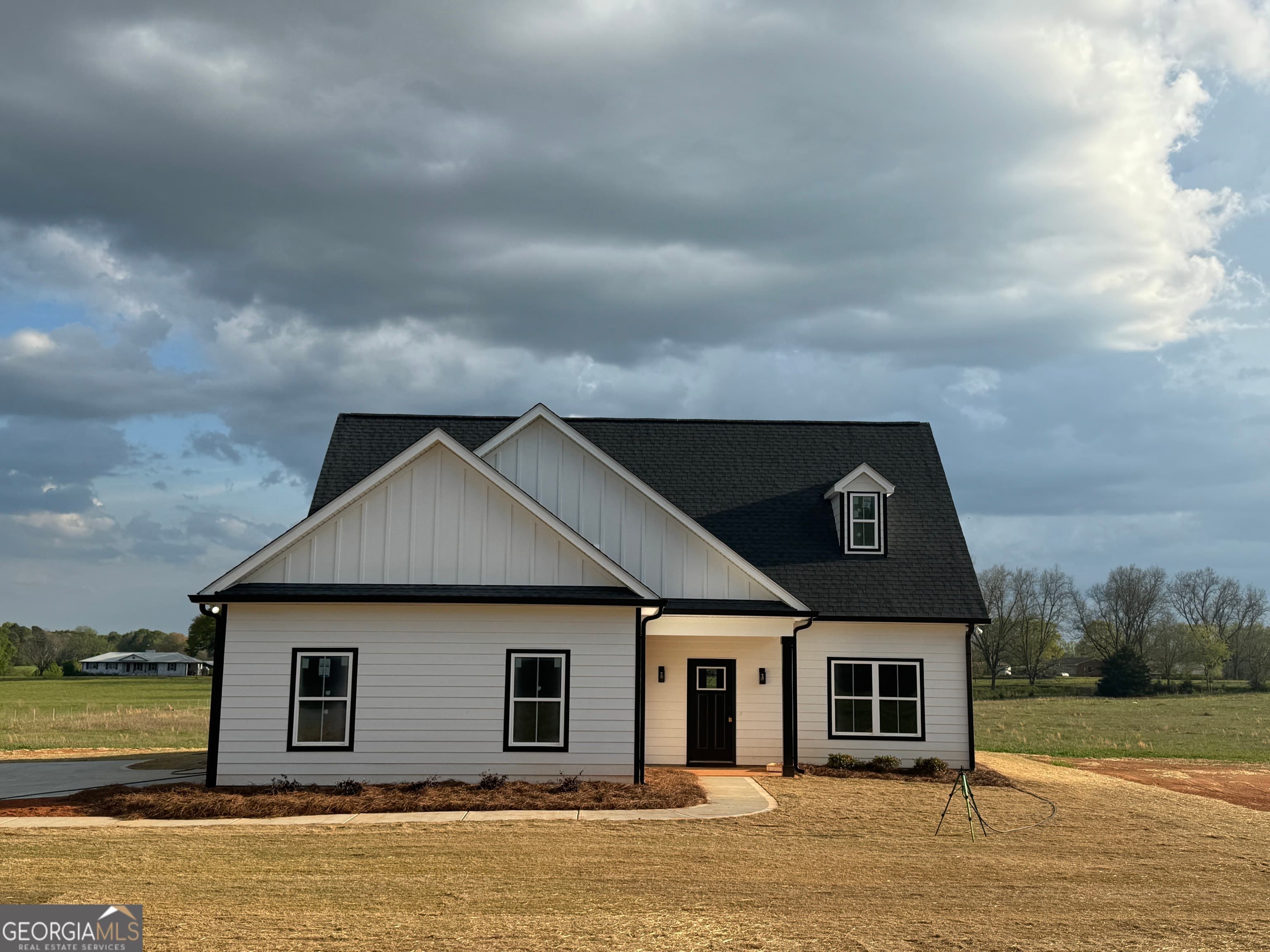 160 Melville Brown Rd — photo 1