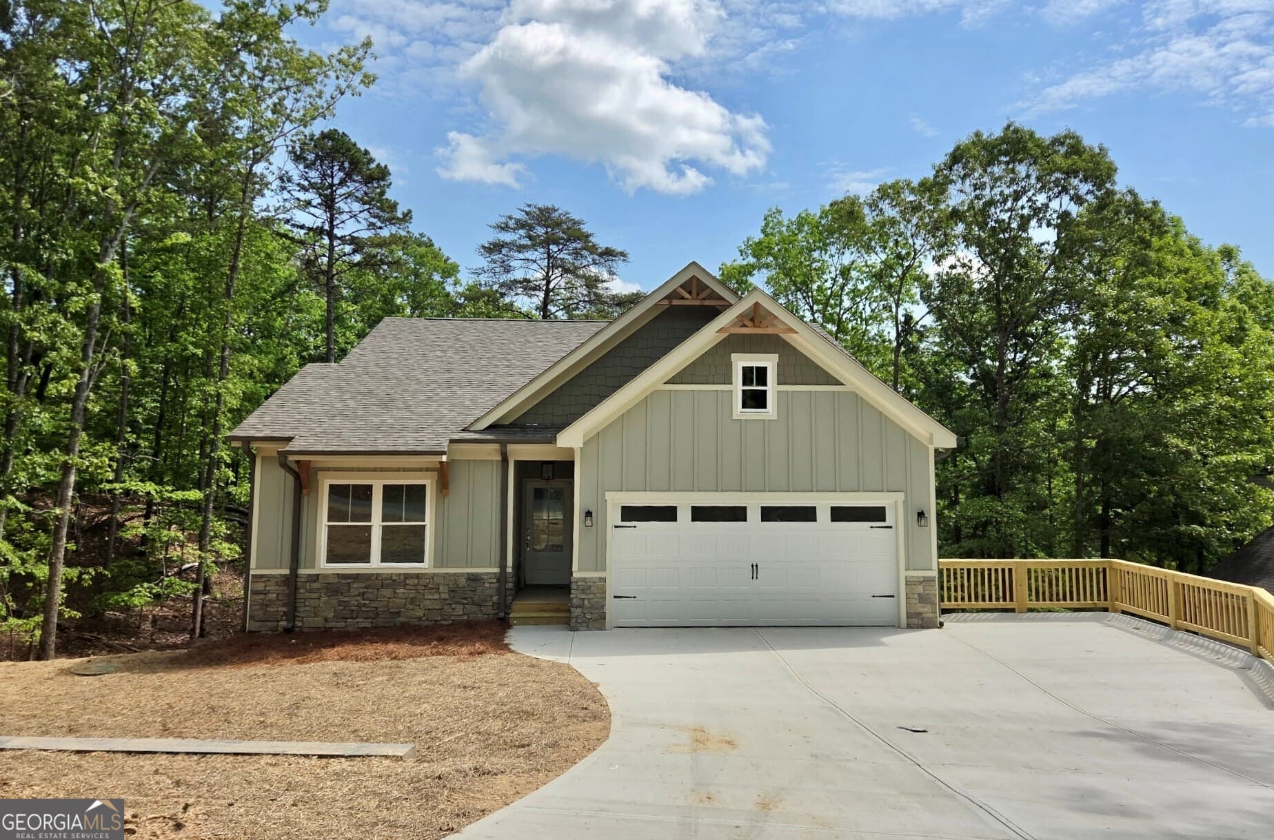 149 White Antelope St — photo 1