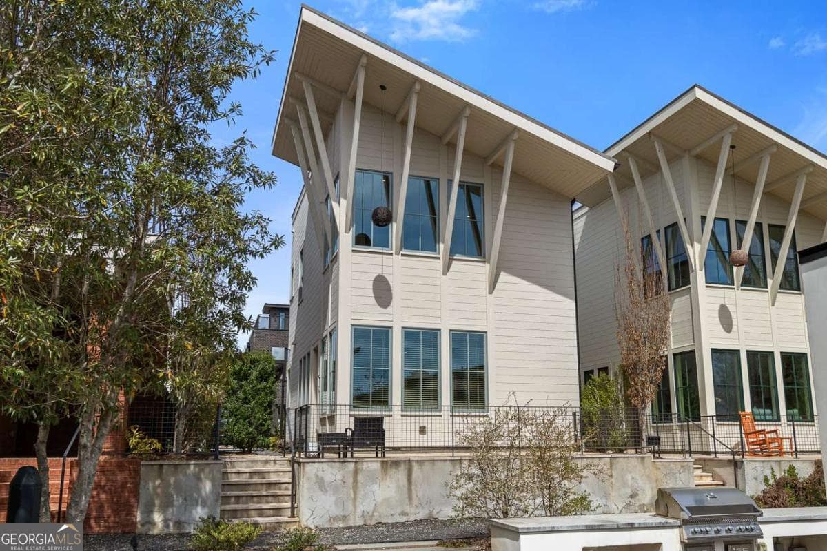 155 Breakspear Ln — photo 1