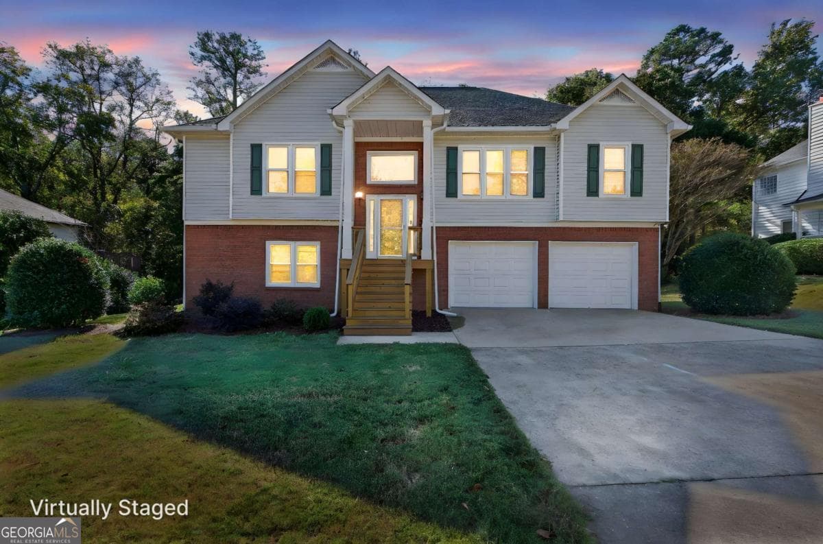 5843 Millers Pond Ln — photo 2