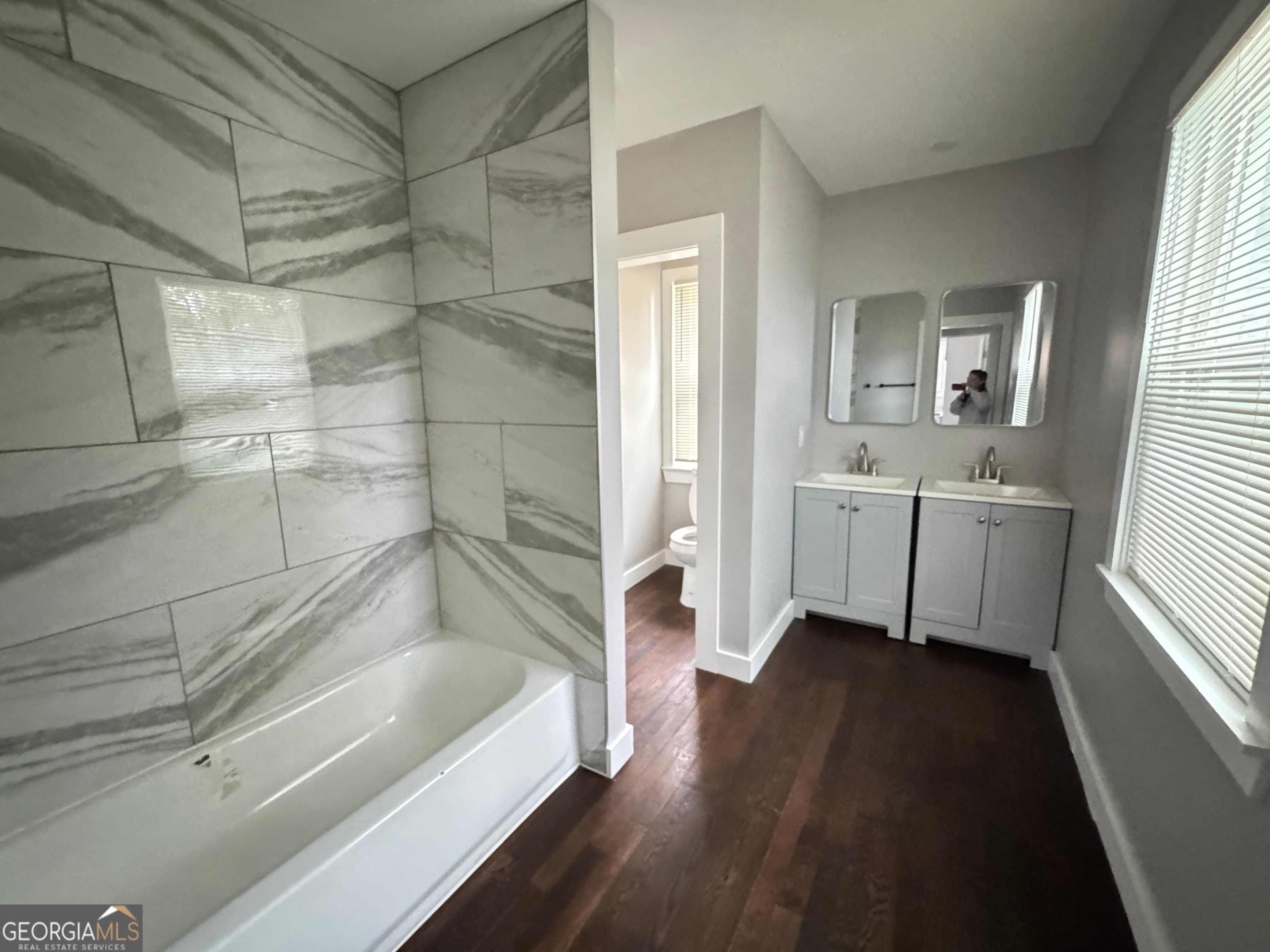 1714 Emerald Sw Ave — photo 17