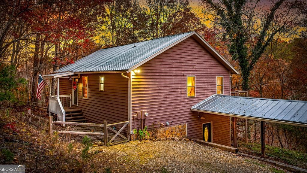 90 Hay Ln — photo 1