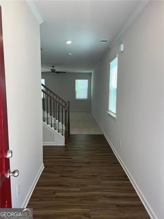 127 Berry Dr — photo 2