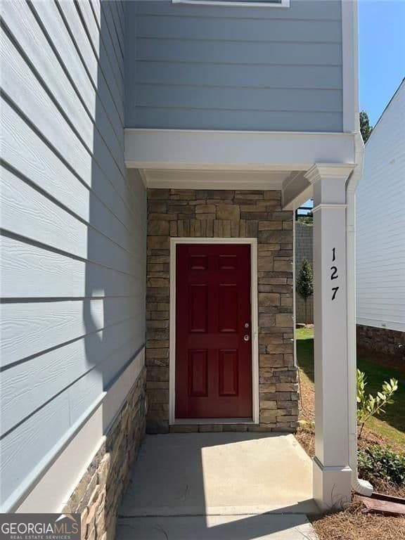 127 Berry Dr — photo 1