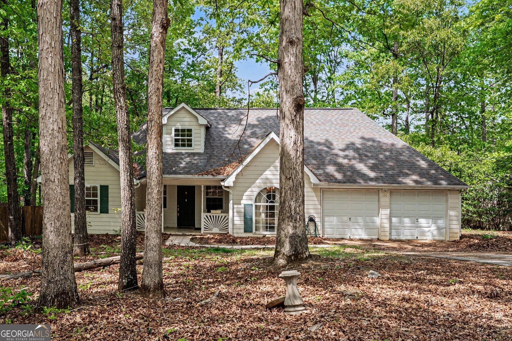 490 Forest Rd — photo 2