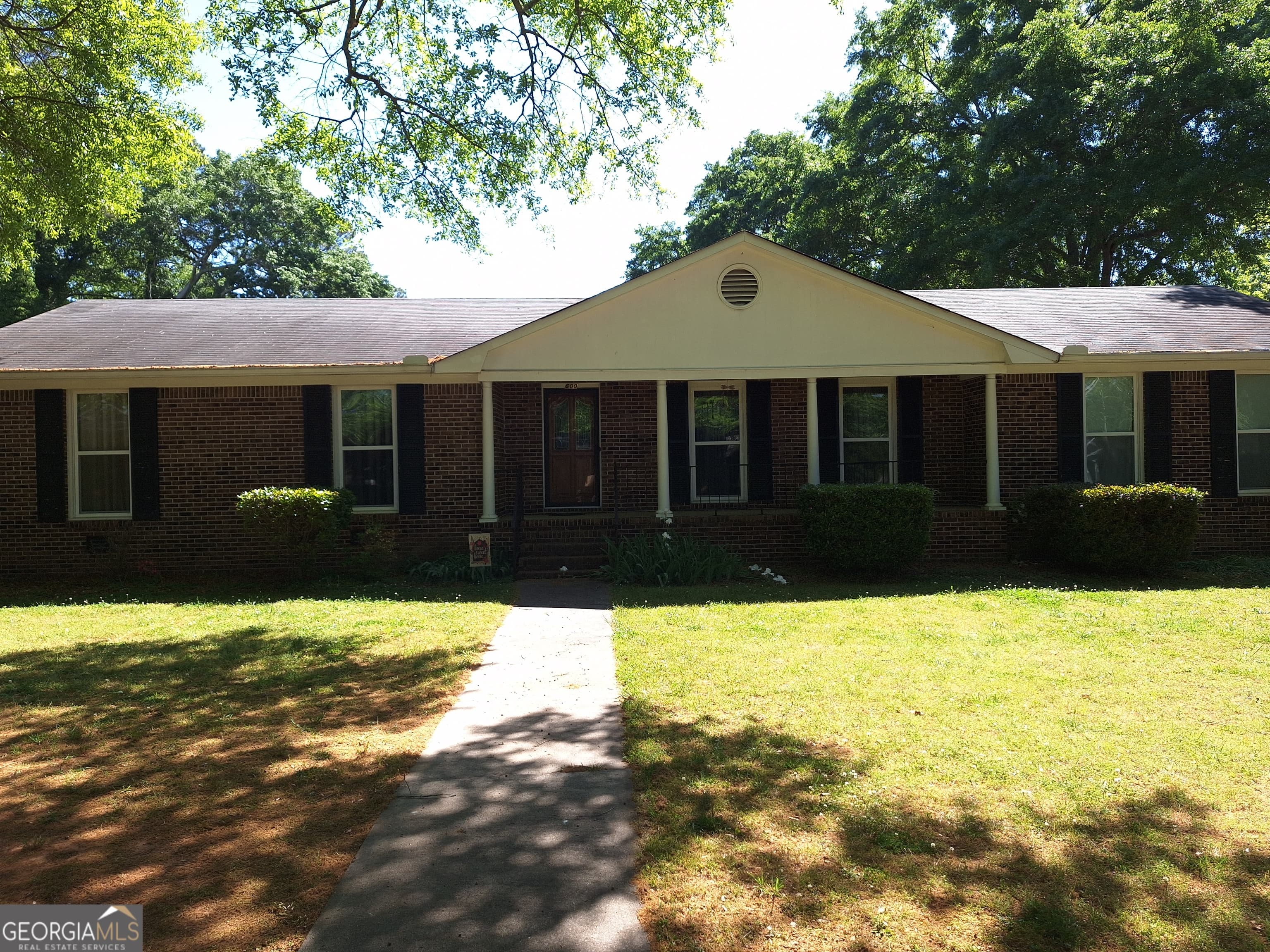 600 Parkwood Ln — photo 2