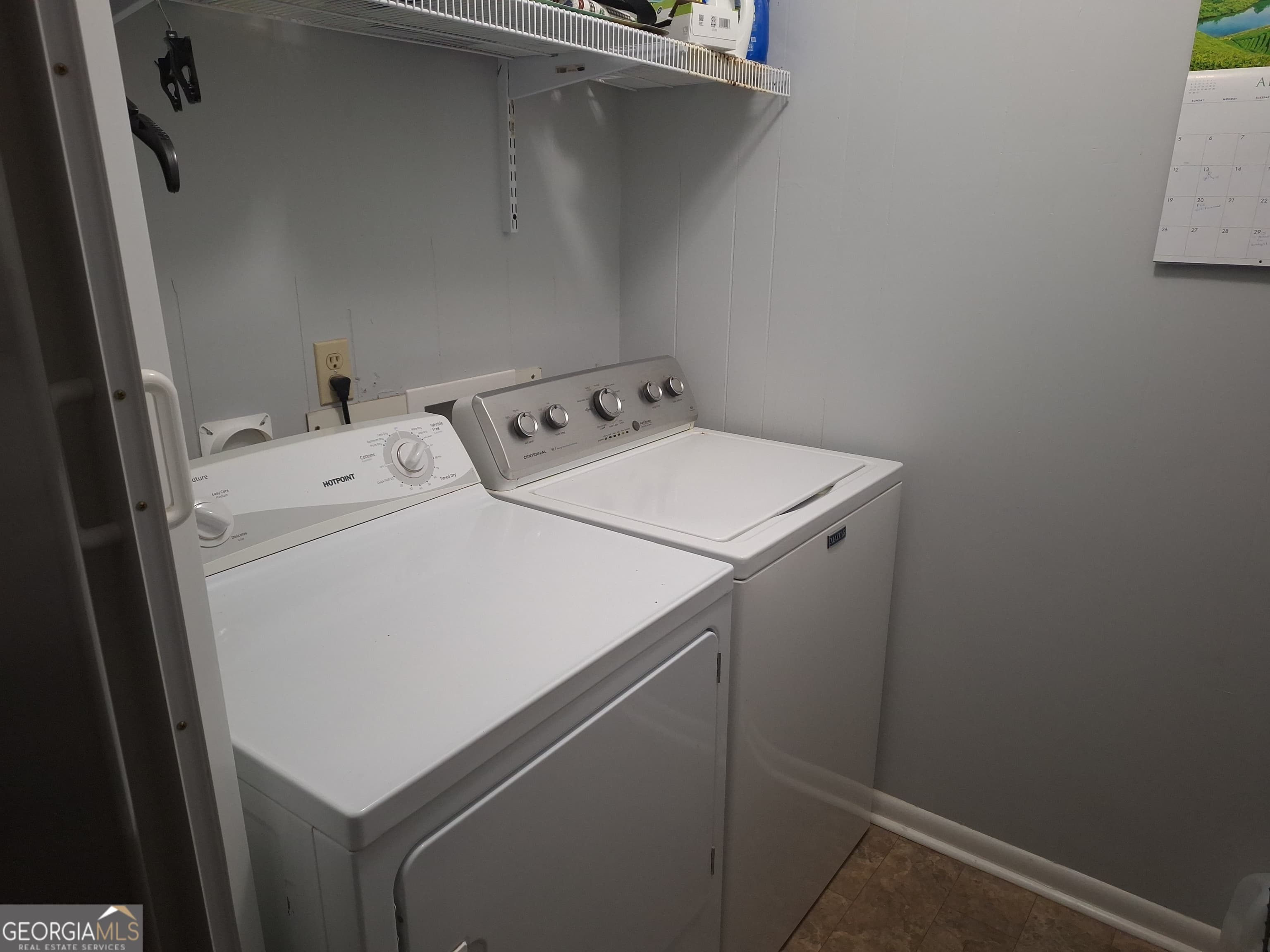 600 Parkwood Ln — photo 36