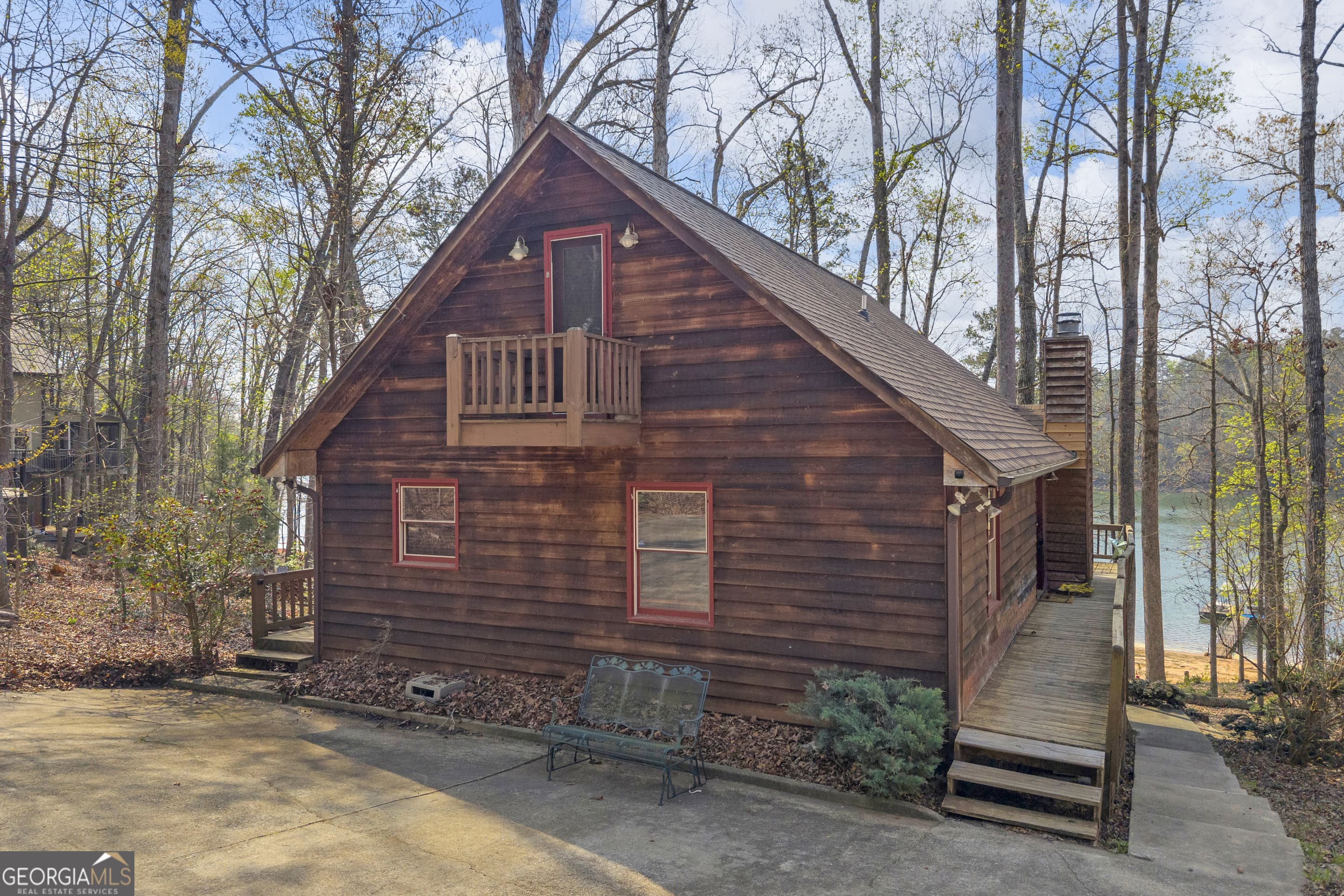 415 Kenwood Dr — photo 2