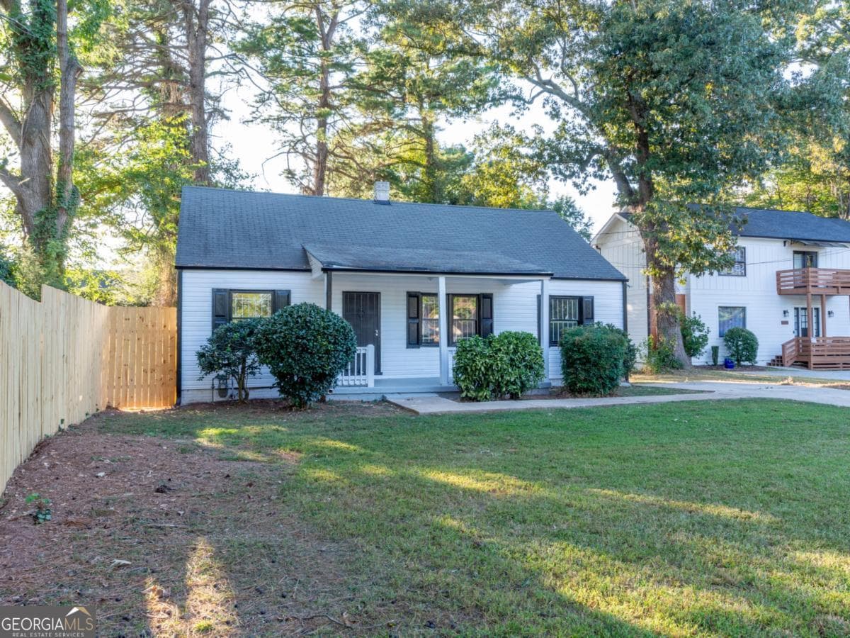 1809 Ellington St — photo 2