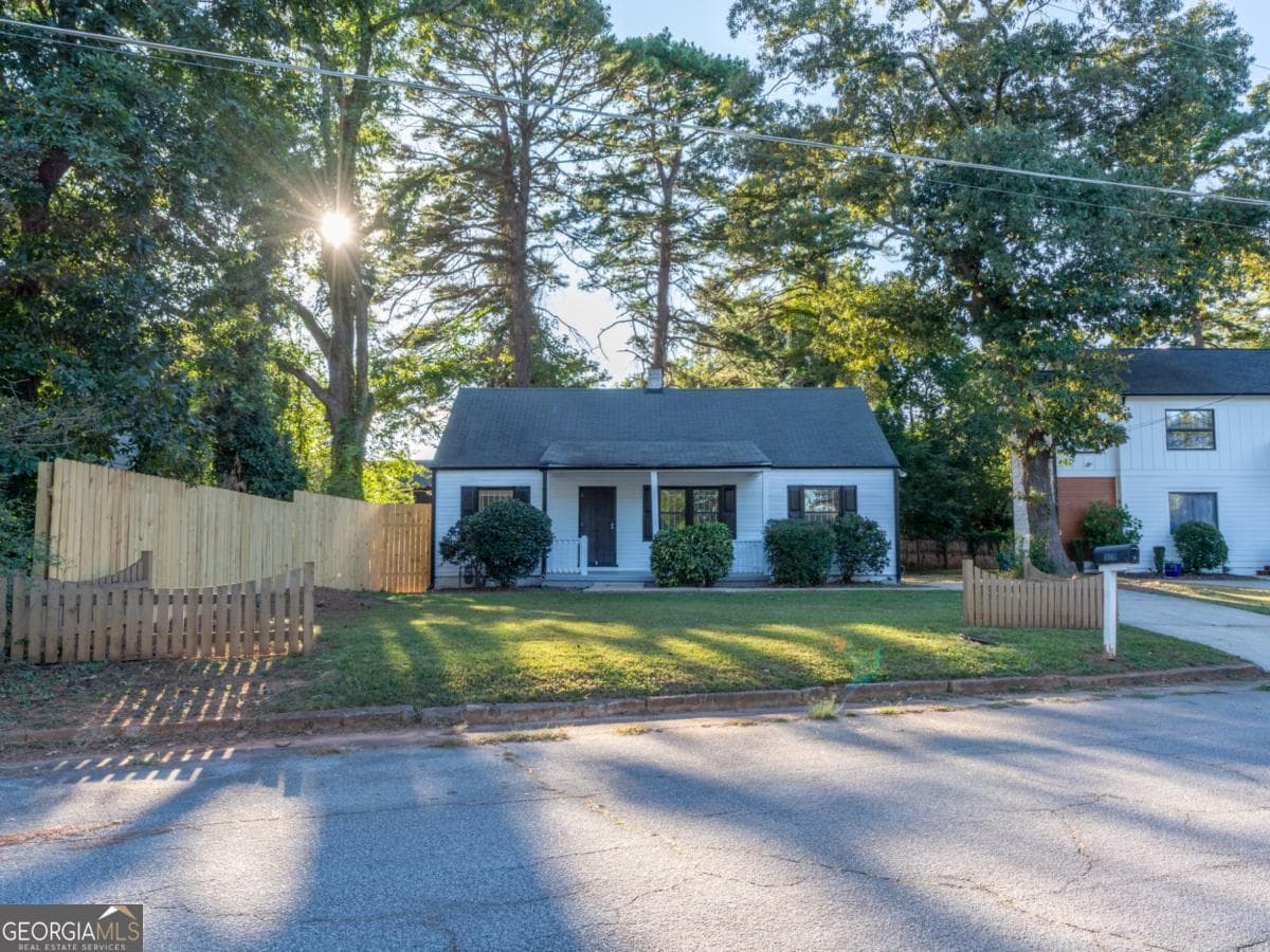 1809 Ellington St — photo 1