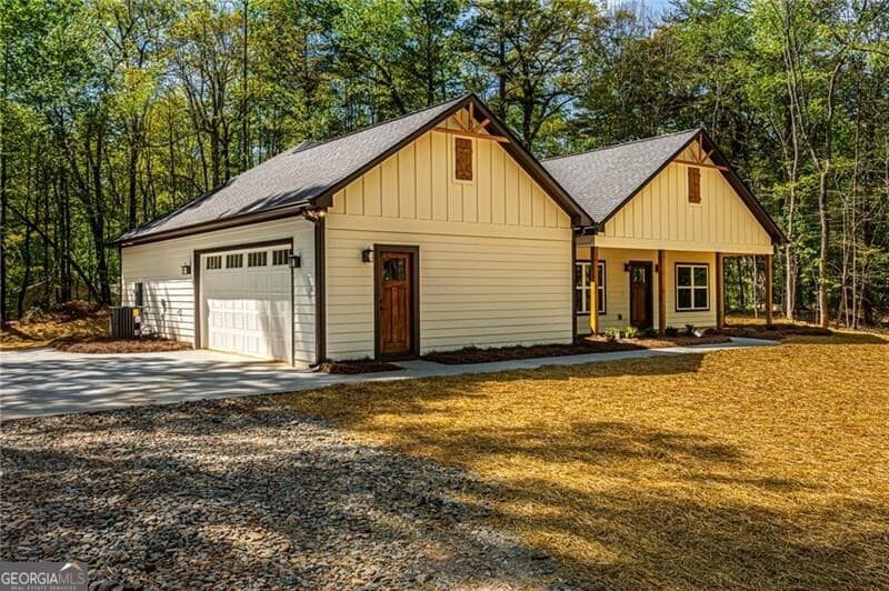 20 Eloise Way — photo 2