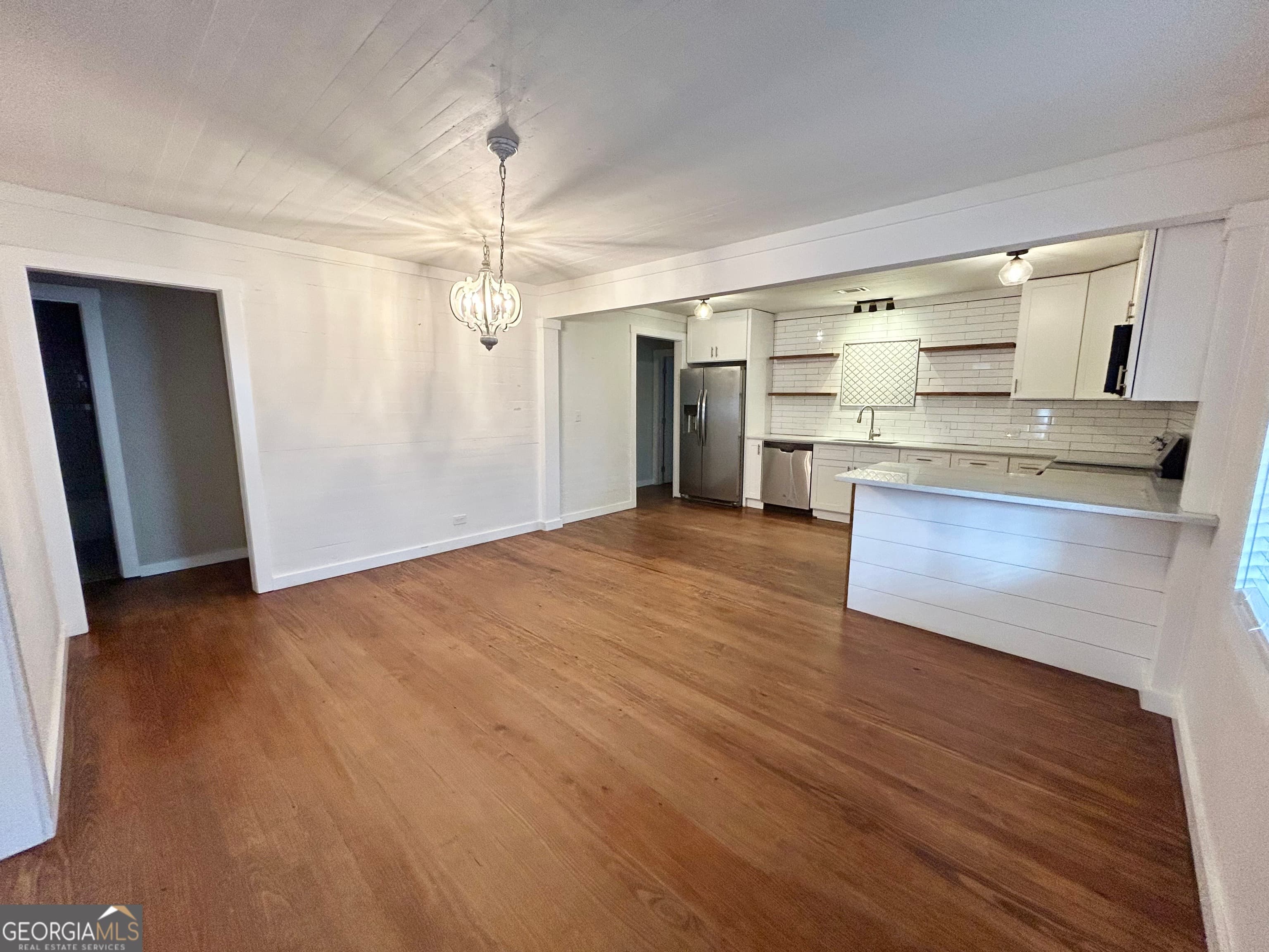 117 Marchman St — photo 2