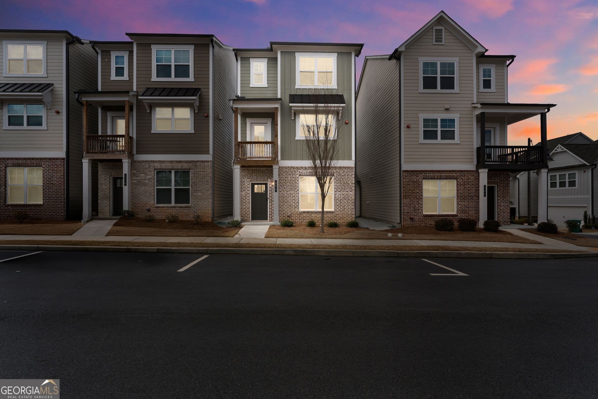 324 Hayden Circle — photo 2