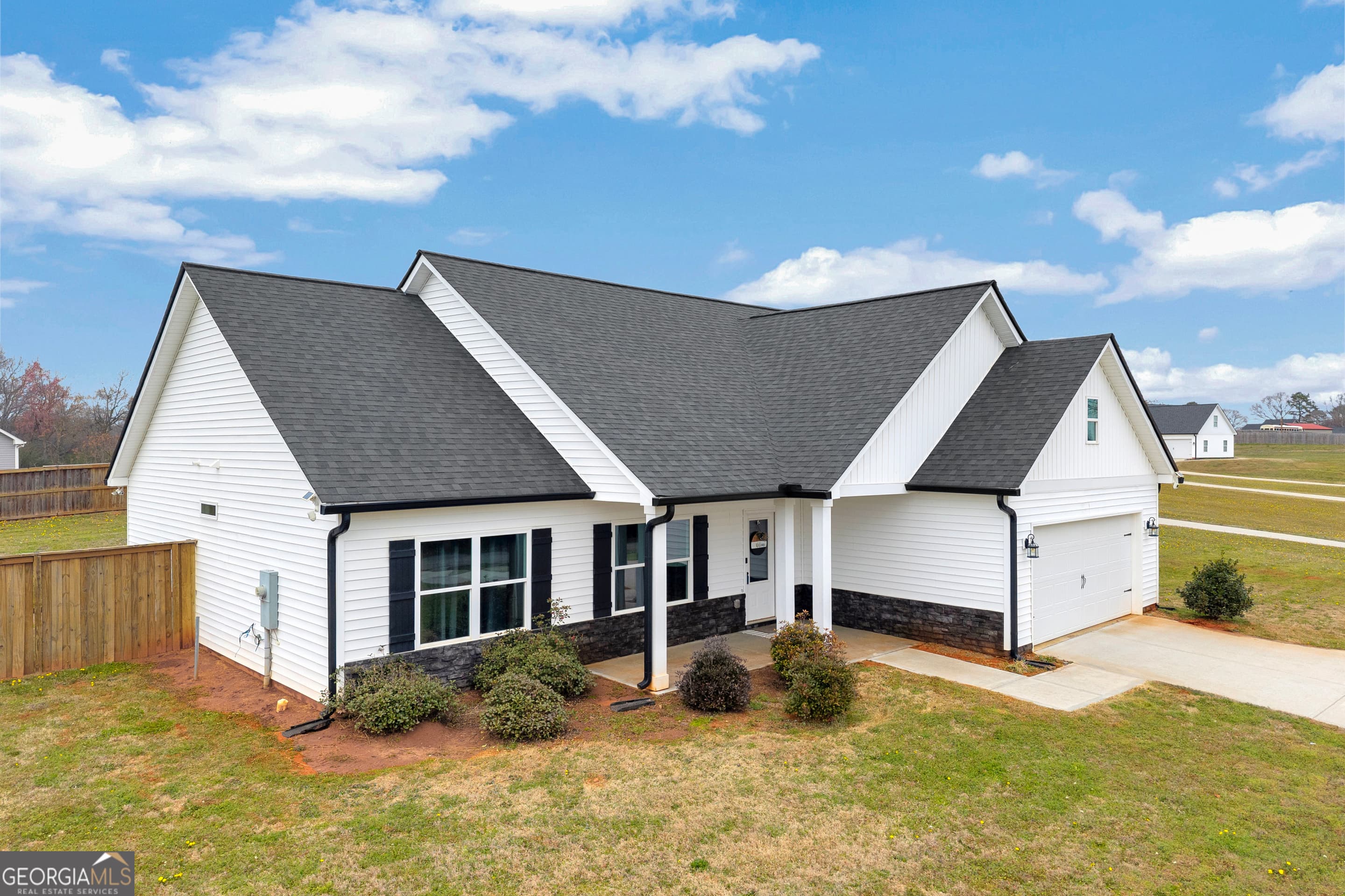 156 Neal Little Rd — photo 2