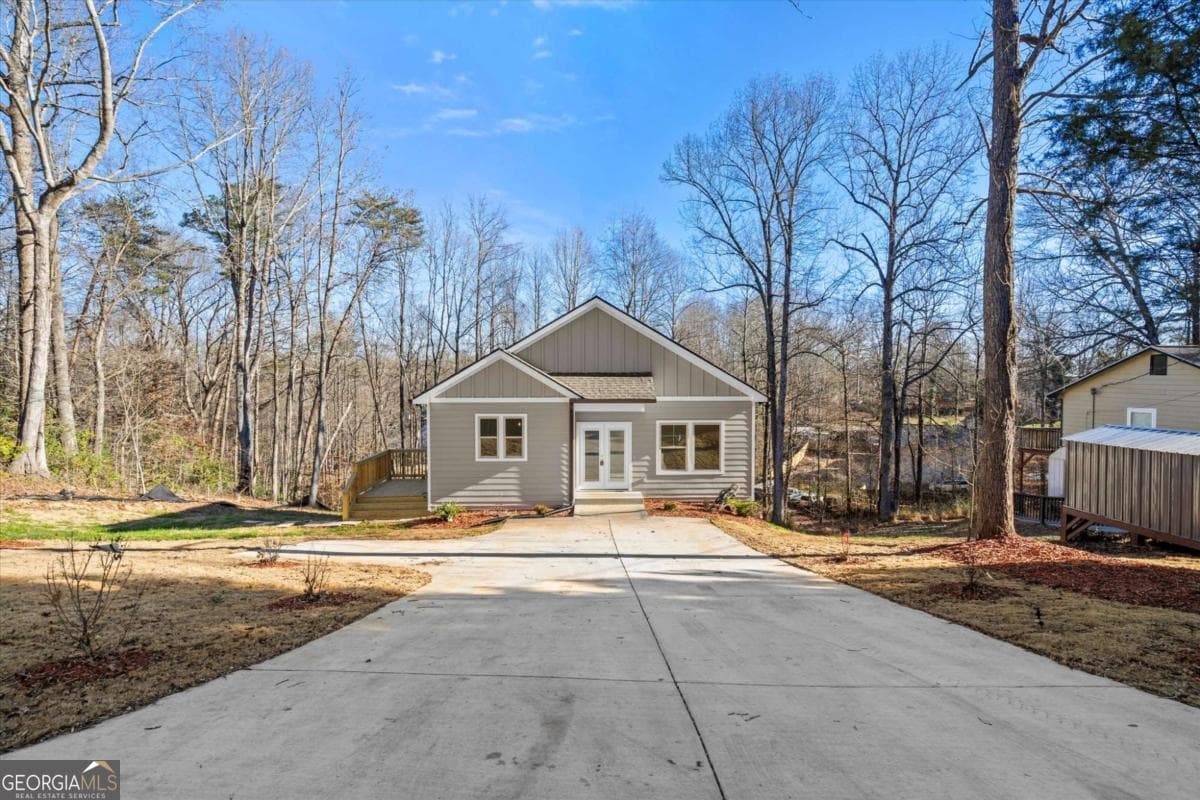 4122 Belvedere Dr — photo 1