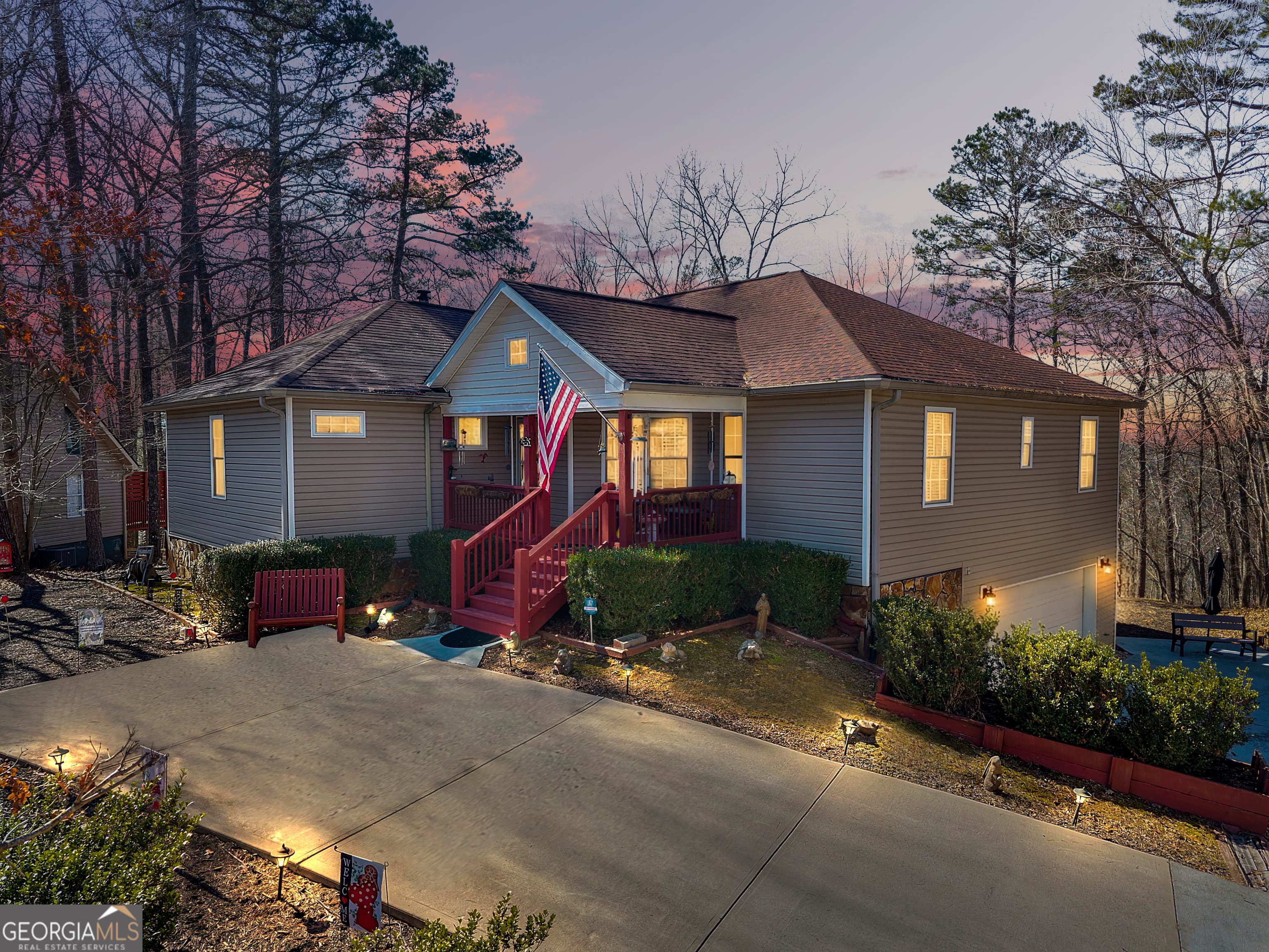 215 Zenith Trail — photo 1