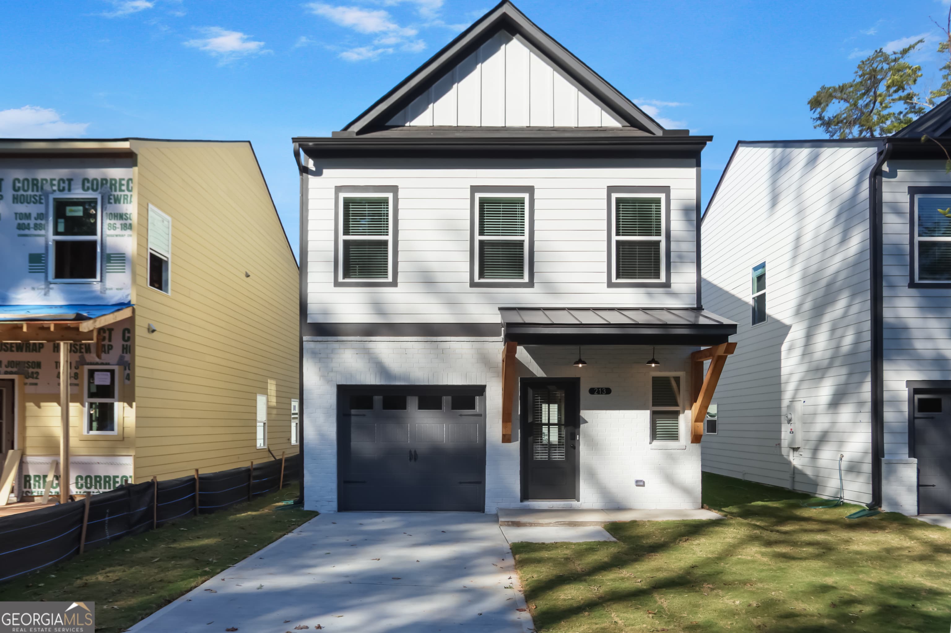 195 Jackson Heights — photo 2