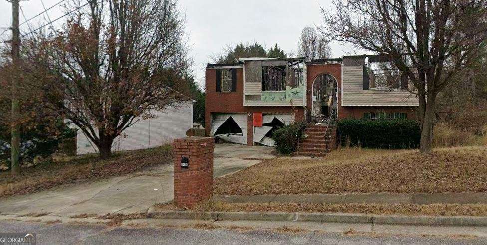 6406 Castle Ct Way — photo 2