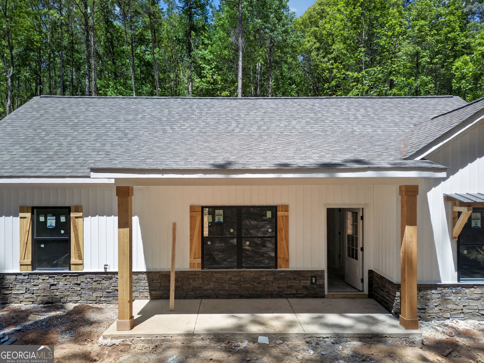 1071 Drummond Rd — photo 2