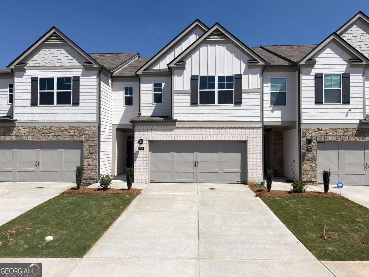 2506 Acacia Walk — photo 1