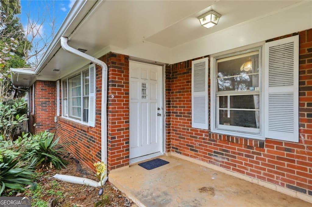 3847 Maryland Dr — photo 2