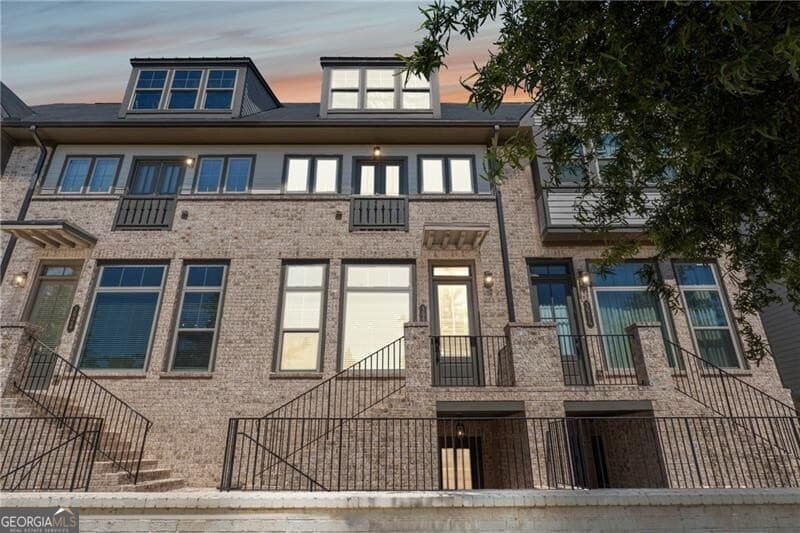 3920 Danube Ln — photo 2