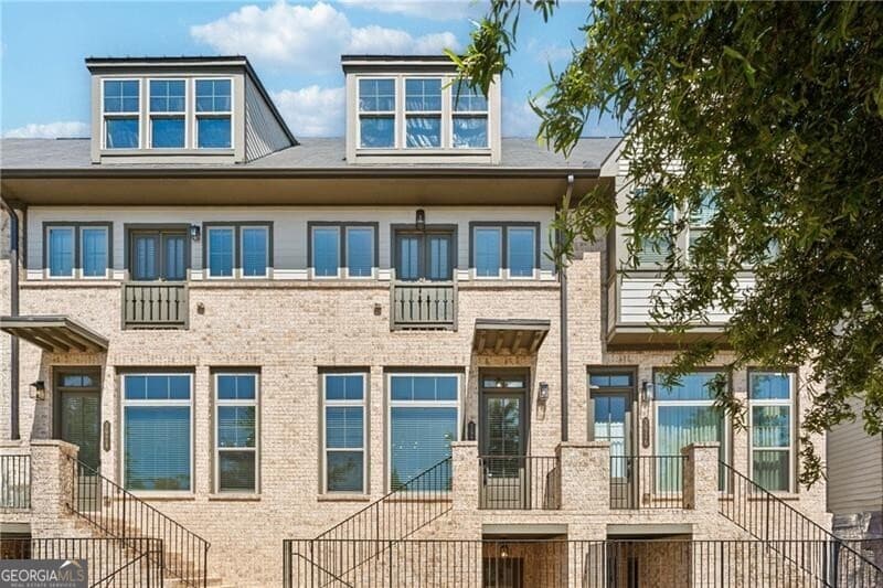 3920 Danube Ln — photo 1