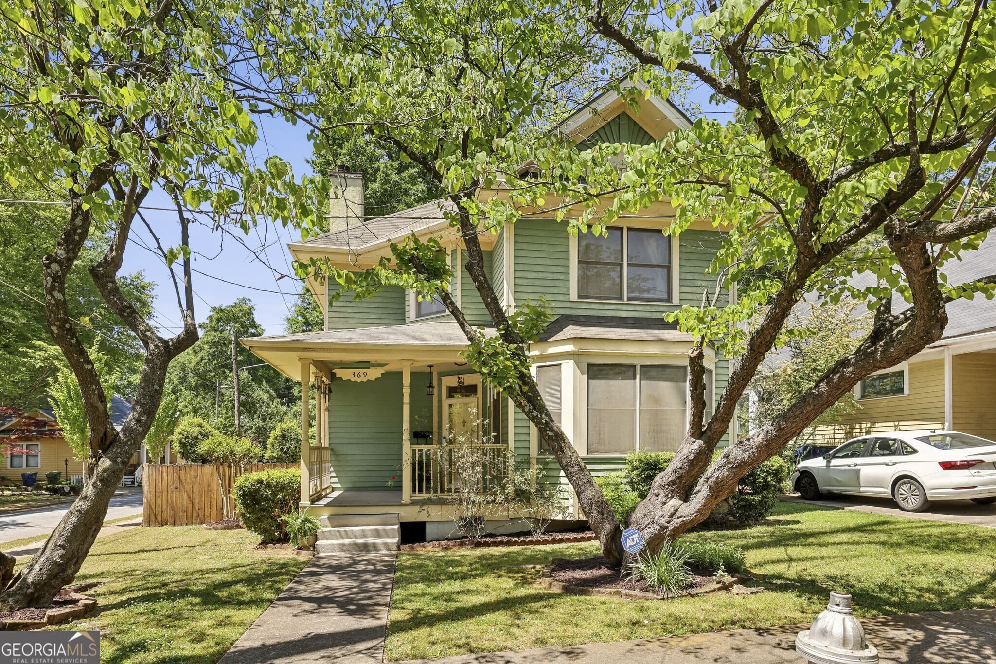 369 Grant Se St — photo 1