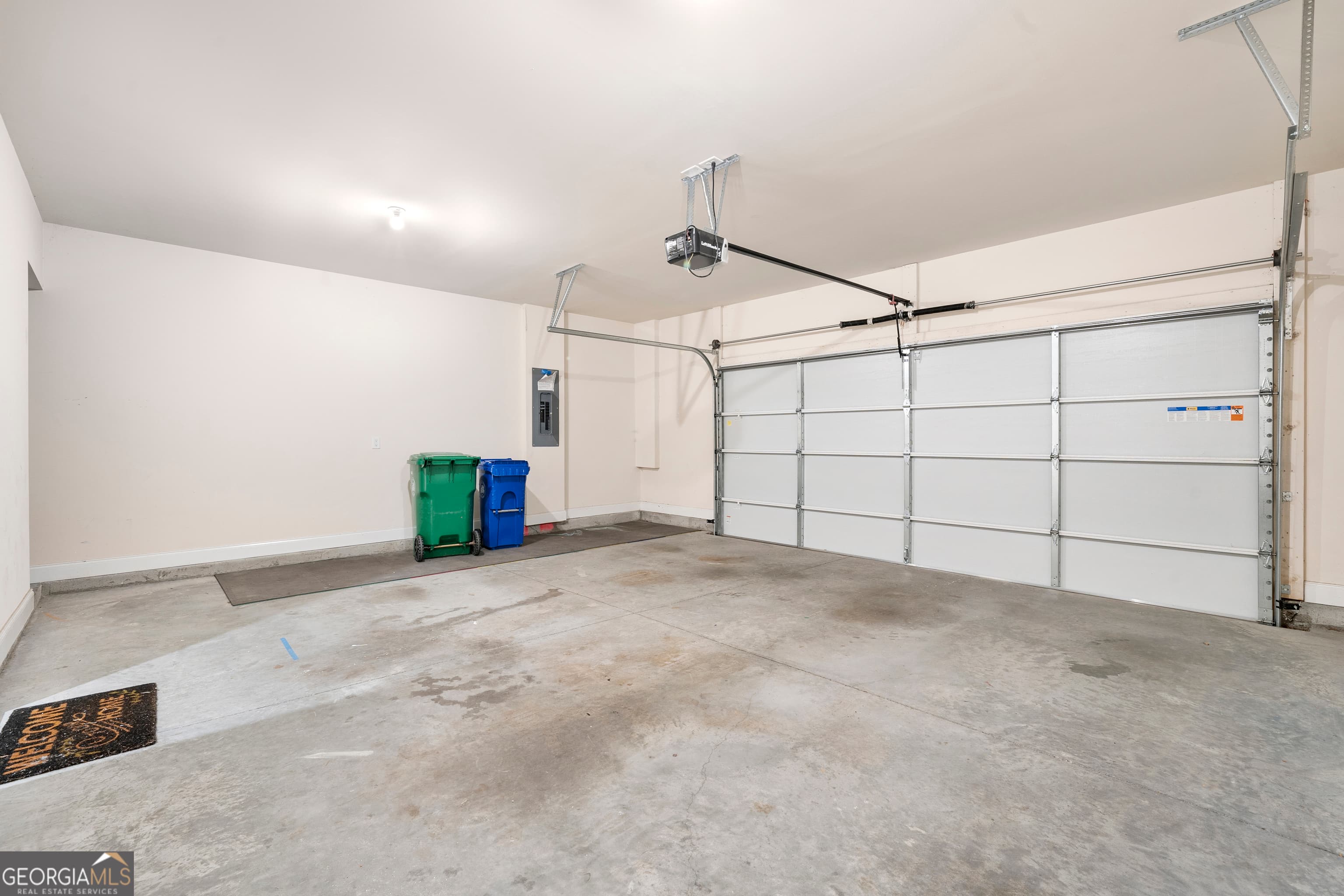 2166 Rock Creek Park — photo 40