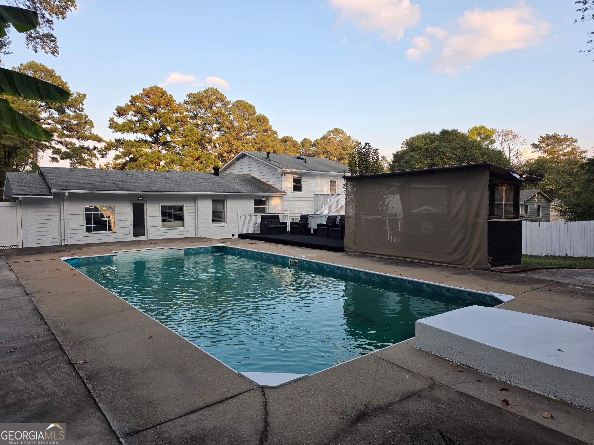 93 Hidden Valley Dr — photo 2