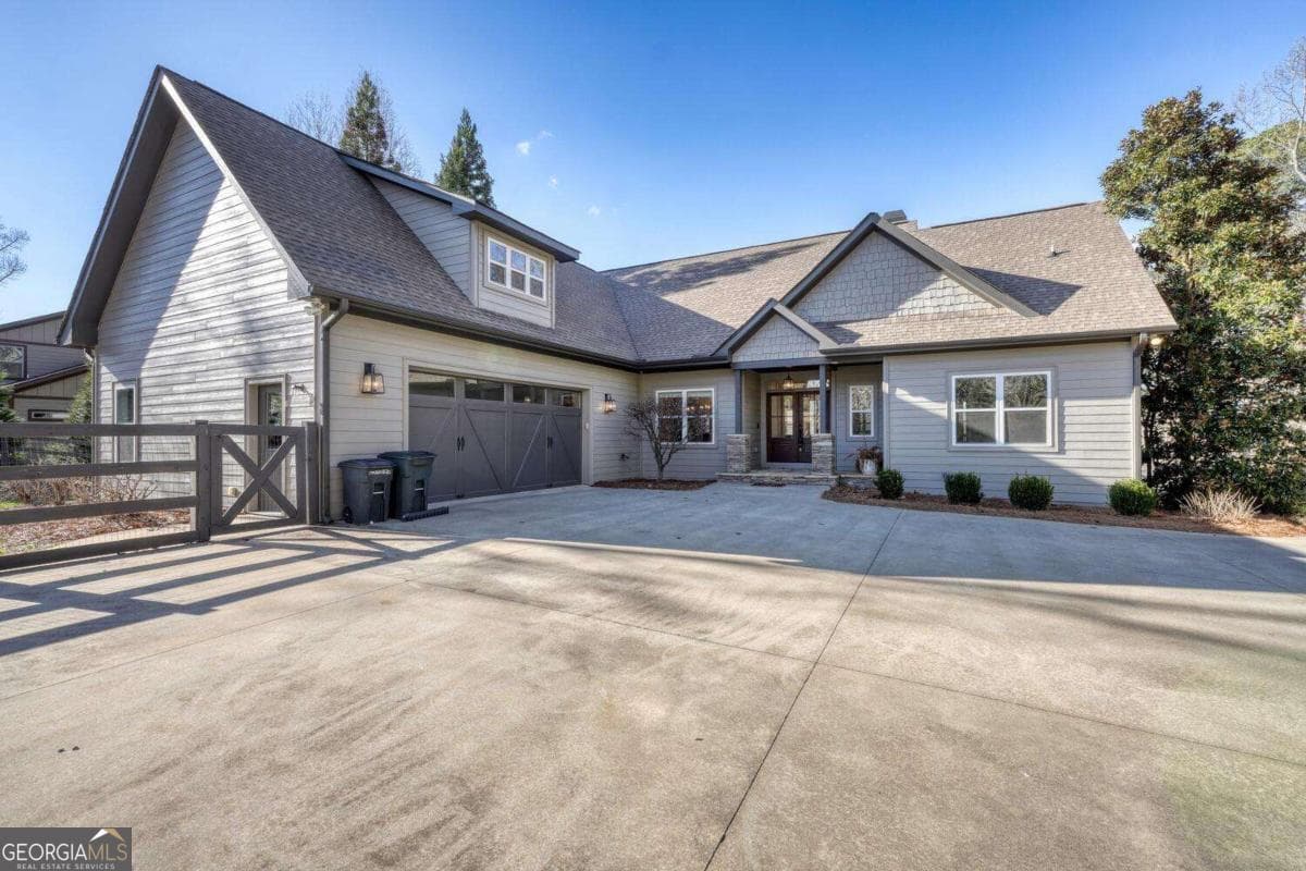 892 Cypress Pointe Ln — photo 1