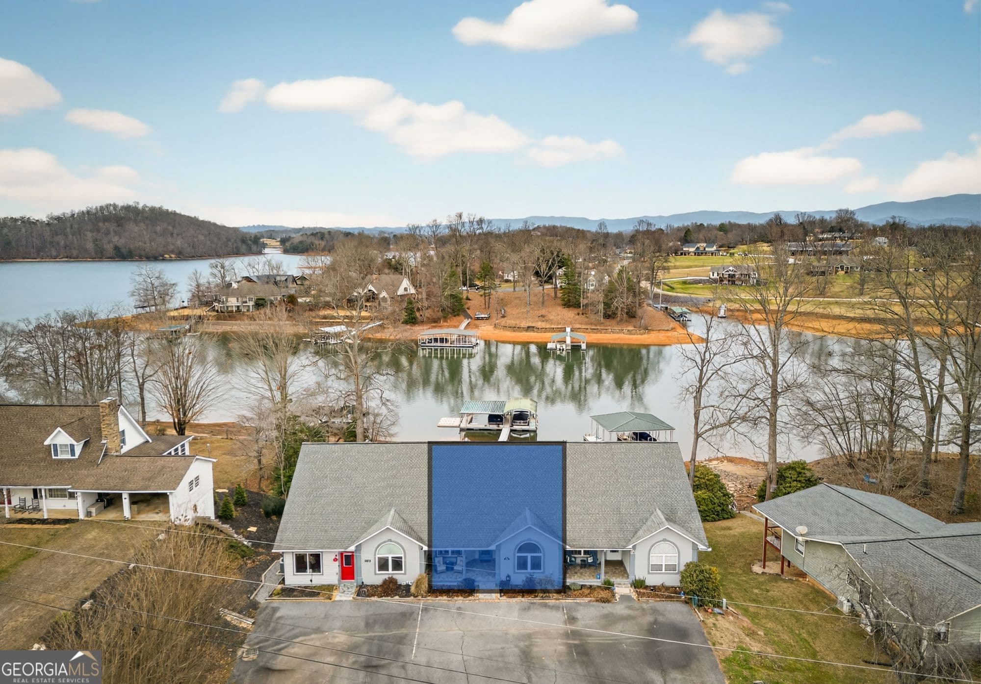 209 N Berrong St — photo 2