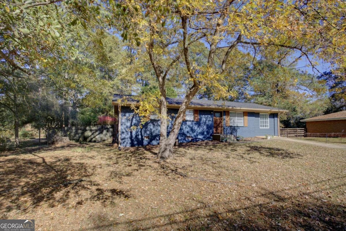 205 Emory Way — photo 2