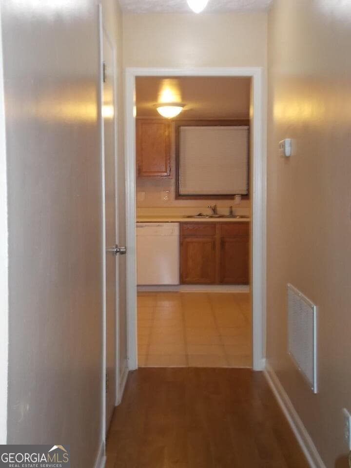 4788 Wyndam Dr — photo 2