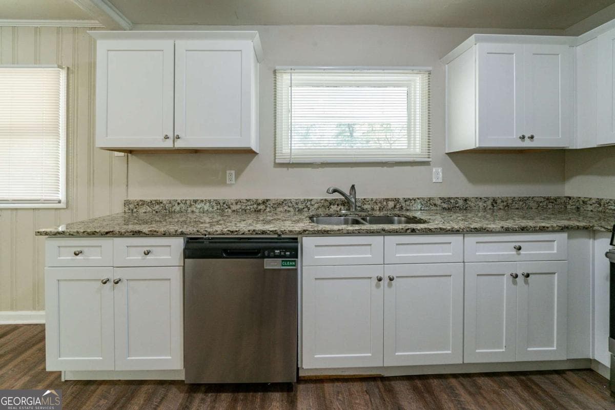 3904 W Hilda Circle — photo 2