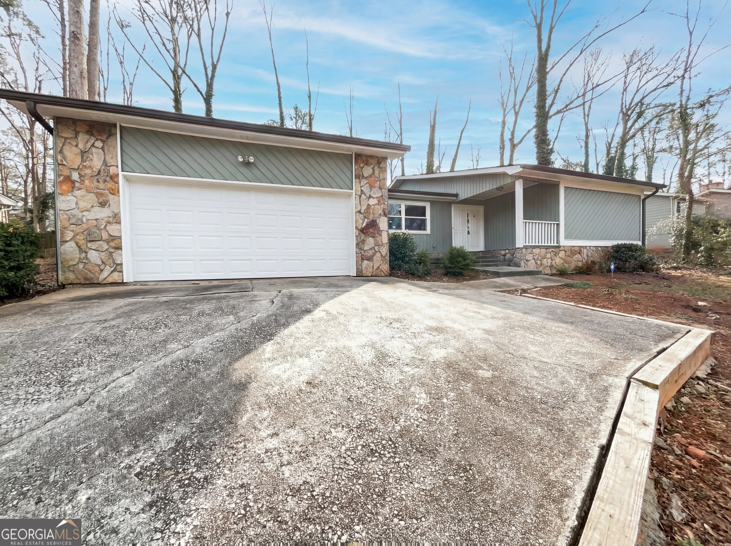 1606 Fieldgreen Overlook — photo 1