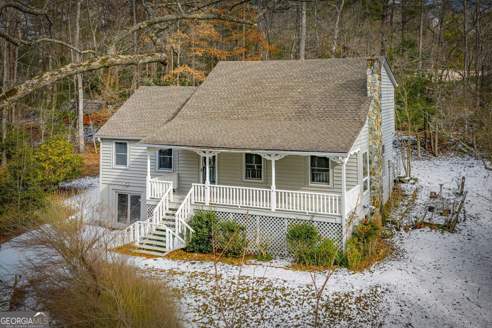 102 Captains Cove — photo 2