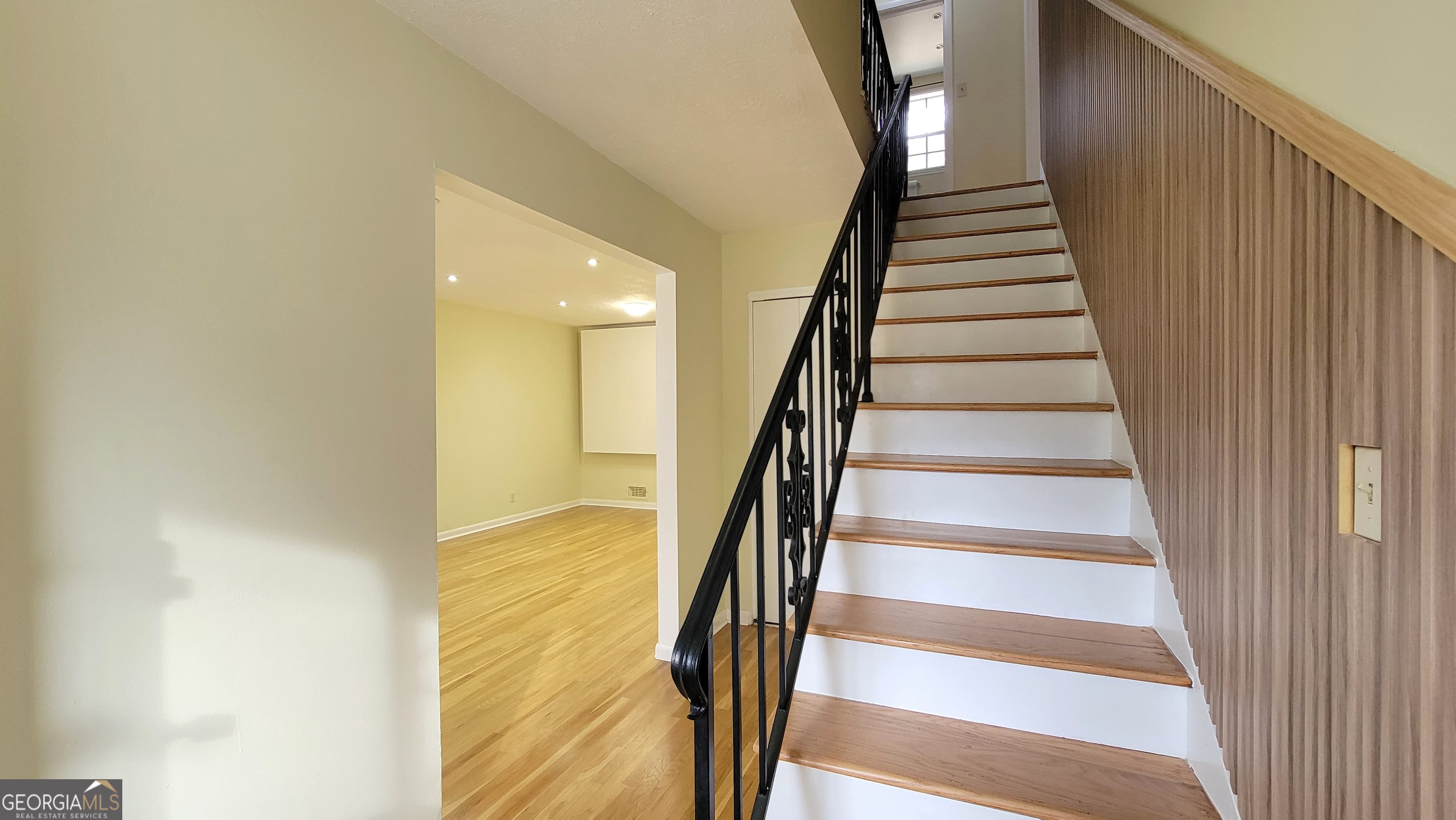 6418 Maddox Rd — photo 2